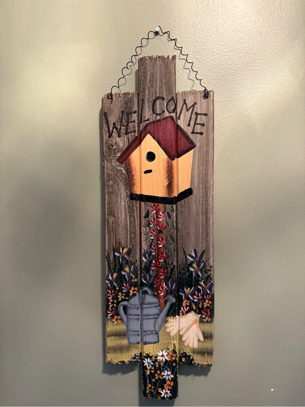 Welcome Birdhouse Wooden Wall Plaque